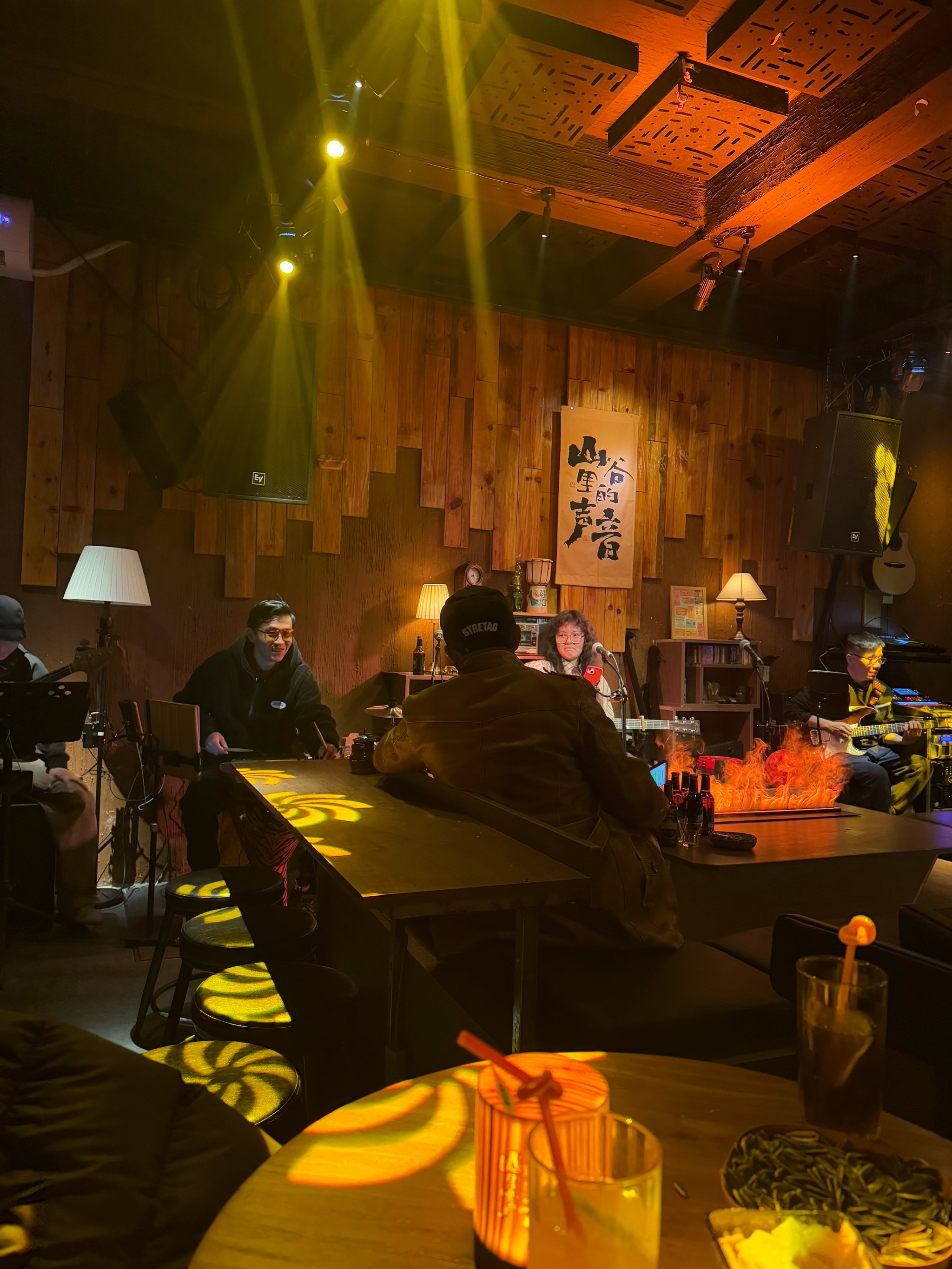 襄阳商务ktv新玩法尽在体验-南漳县ktv预订